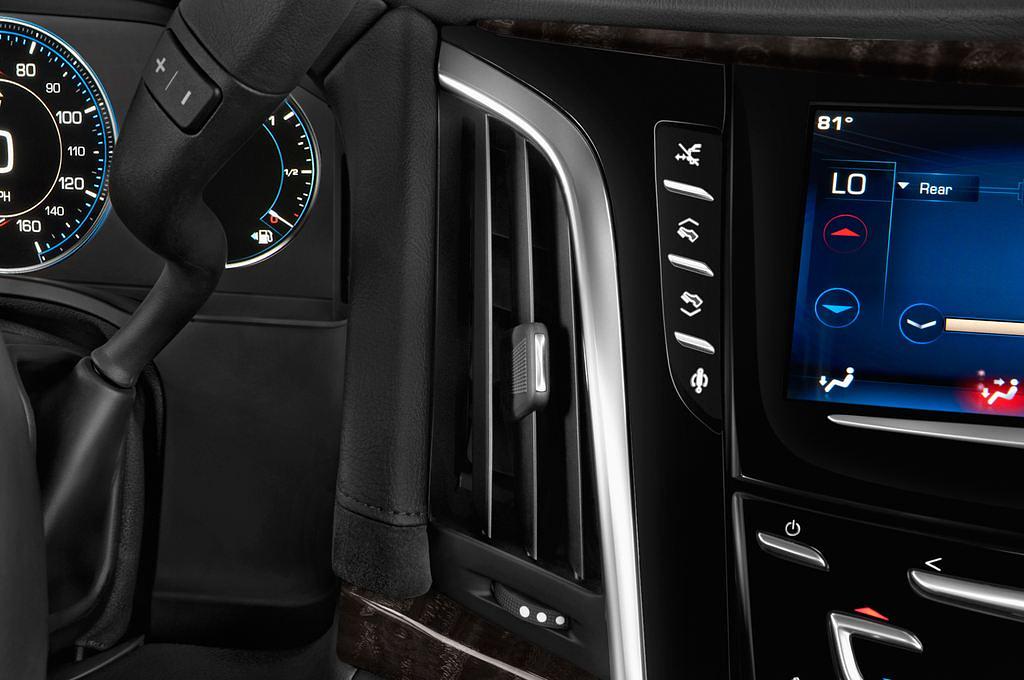Cadillac Escalade (Baujahr 2016) Platinum 5 Türen Lüftung