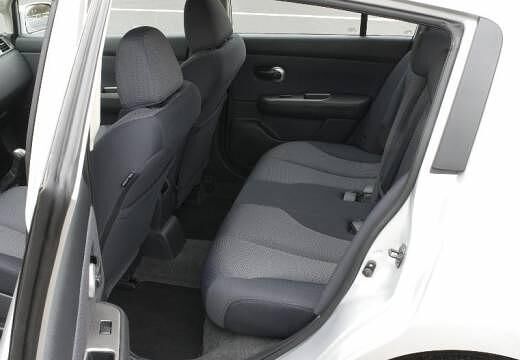 NISSAN-Tiida-1-6--2007-