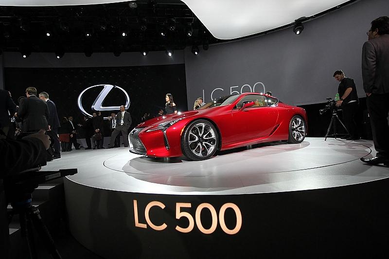 Lexus brachte den LC500 mit nach Detroit