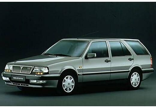 Lancia Thema Kombi (1992–1995) 2.5 Turbo DS (115 PS)