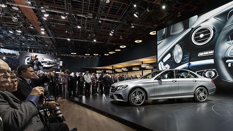 Mercedes E Klasse 2016 auf der NAIAS 2016