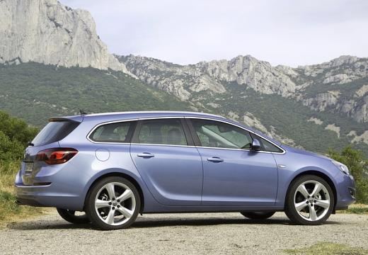 OPEL-Astra-1-4-Sports-Tourer-ecoFLEX--2010-