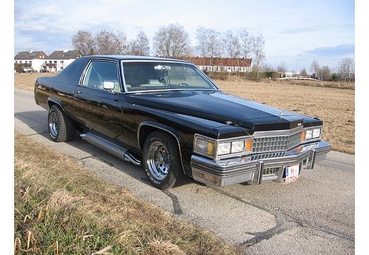 Cadillac Deville Coupé (1977–1984) 7.0 (194 PS)