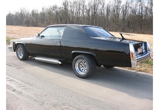 Cadillac Deville Coupé (1977–1984) 7.0 (194 PS)