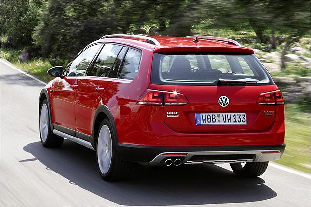 Der Diesel ist gut für eine Spitze von knapp 220 Stundenkilometern