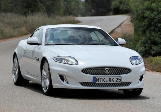 JAGUAR-XK-5-0-Cabriolet--2011-