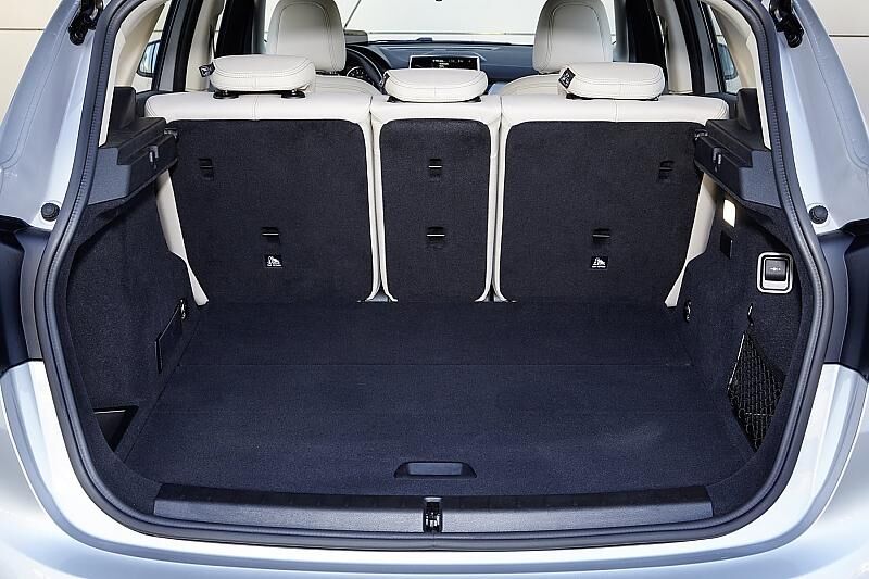 BMW 225xe Active Tourer - 400 Liter lassen sich auf...