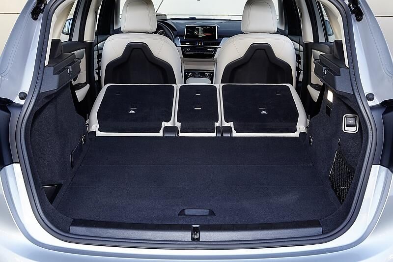 BMW 225xe Active Tourer - ....über 1.300 Liter weitern
