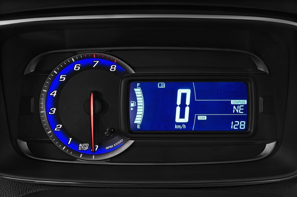 Chevrolet Trax (Baujahr 2013) LT+ 5 Türen Tacho und Fahrerinstrumente
