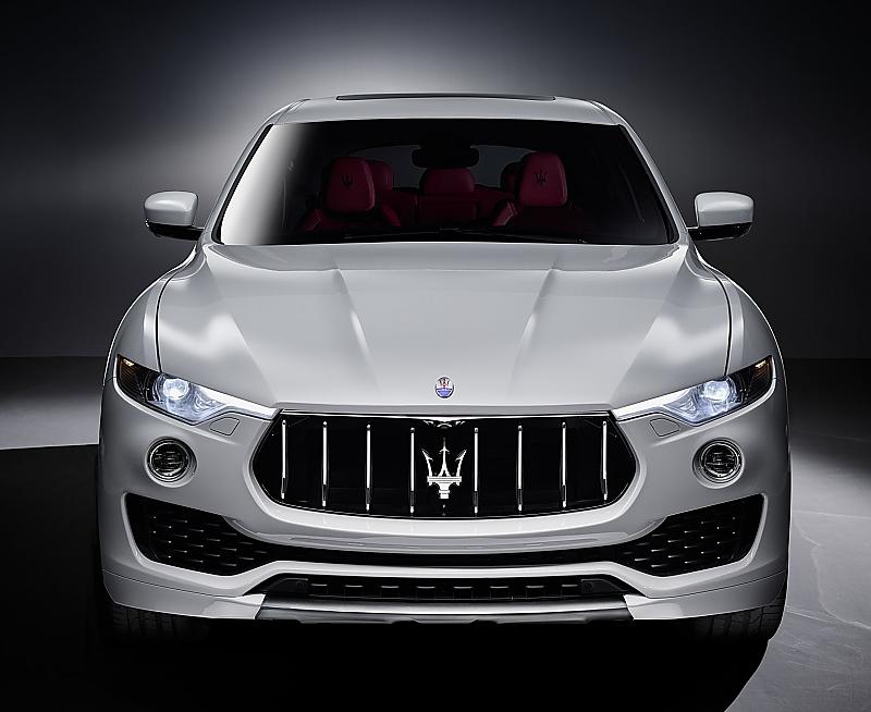 Maserati Levante 2016 - mächtiger Kühlergrill