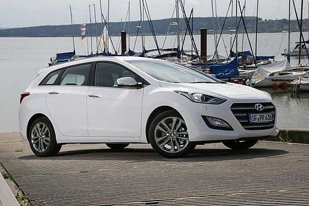 Hyundai i30 SW blue 1.6 CRDi - Luft nach oben Hyundai i30 SW blue 1.6 CRDi - Luft nach oben