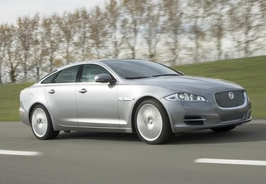 JAGUAR-XJ-3-0-V6-Diesel--2009-
