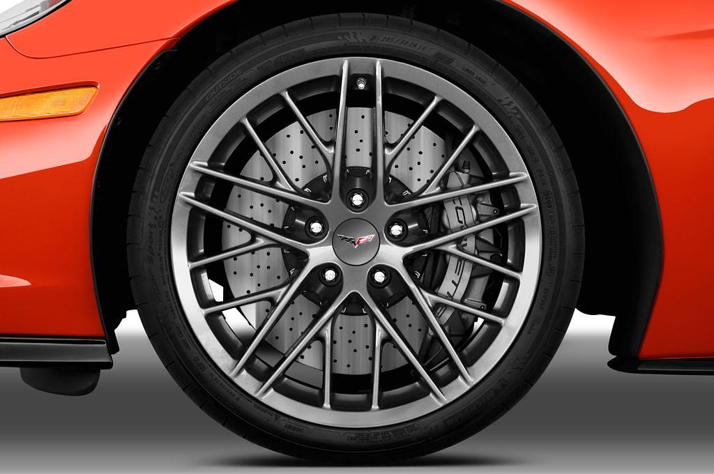 Chevrolet Corvette (Baujahr 2011) ZO6 2 Türen Reifen und Felge