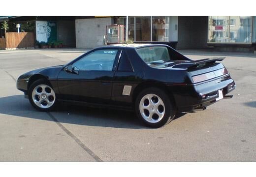 Pontiac Fiero Coupé (1983–1988) 2.5 (100 PS)