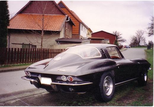 Chevrolet Corvette Coupé (1962–1967)