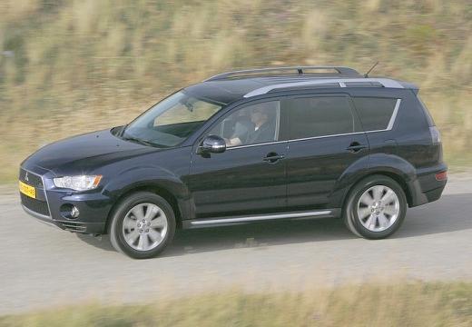 MITSUBISHI-Outlander-2-0-2WD--2010-