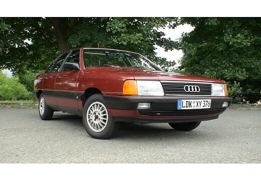 Audi 100 Limousine (1982–1991)