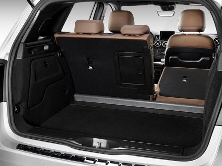Der Kofferraum im Mercedes-Benz B 200 Natural Gas Drive hat seine B-Klasse-Maße behalten