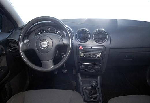 Seat-Ibiza-1-4-16V--2002-2005-