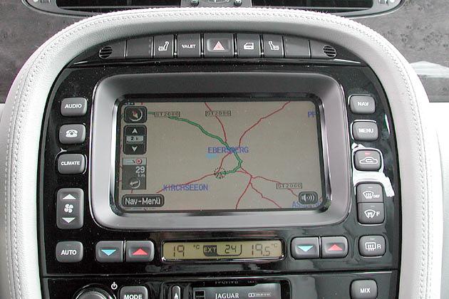 Navigation mit Touchscreen-Monitor