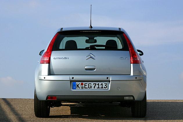 Mit 1,46 Metern statt 1,53 Metern ist die C4 Limousine deutlich niedriger als der C3