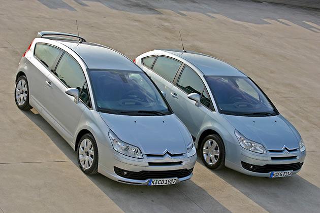 Im Direktvergleich: Dreitüriges Coupé (links) und fünftürige Limousine (rechts)