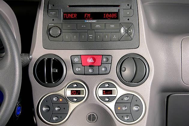 Einen klanglich sehr guten Eindruck hat das 590 Euro teure CD-Radio mit MP3-Funktion gemacht
