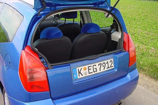Ein Clou des C2 ist die Heckklappe: Die Scheibe lässt sich separat öffnen