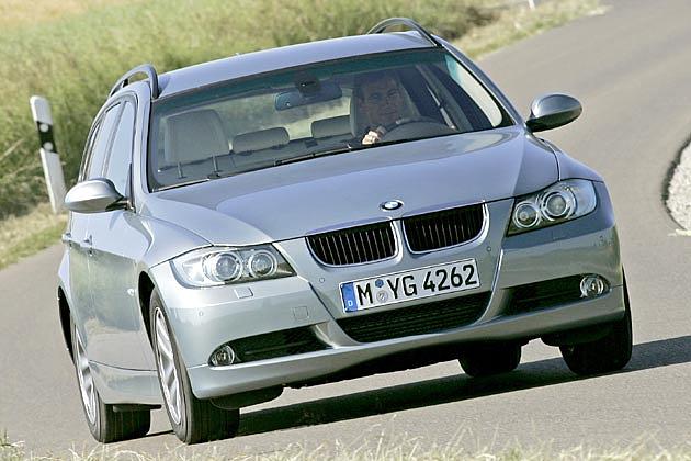 Der 320d Kombi kostet 32.600 Euro