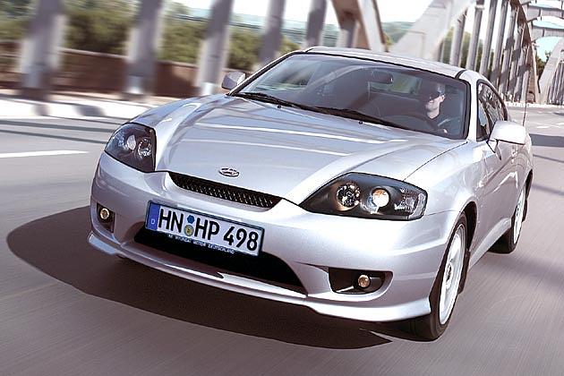 Den Sprint auf Tempo 100 absolviert das Coupé in 8,2 Sekunden