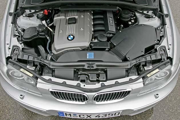 Richtig Power: Der Sechszylinder-Reihenmotor wuchtet 265 PS an die Hinterräder