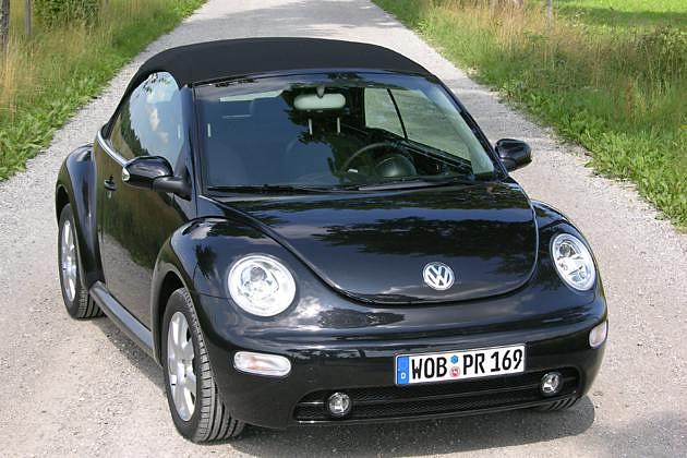 Die seitlichen Blinker finden sich wie beim Golf in den Außenspiegeln