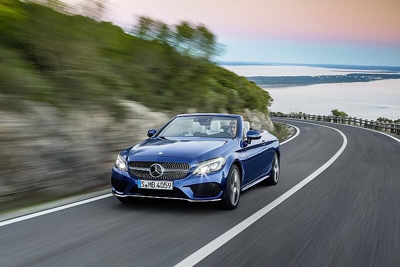 Das neue Mercedes-Benz C-Klasse Cabrio kommt im Sommer auf die Straße.