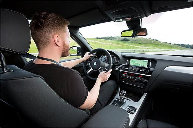 Redakteur Stefan Wagner war reichlich verblüfft. Mit spaßigem Übersteuern hätte er beim Sport-SUV nicht unbedingt gerechnet