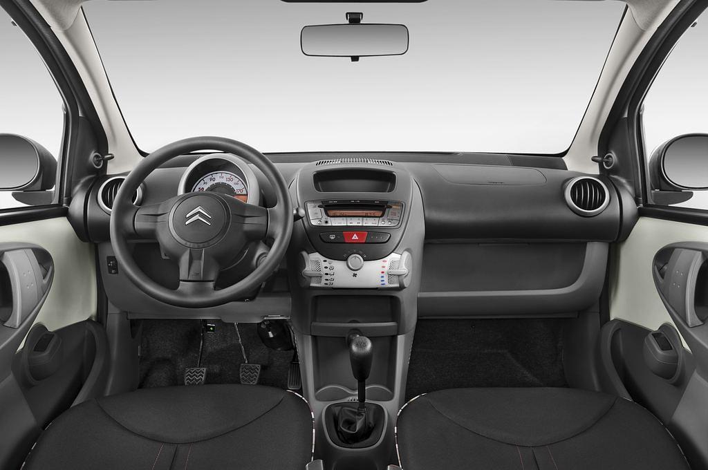 Citroen C1 (Baujahr 2009) C-Chic 3 Türen Cockpit und Innenraum