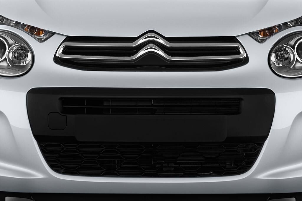 Citroen C1 (Baujahr 2014) Feel 5 Türen Kühlergrill und Scheinwerfer
