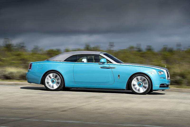 Rolls Royce Dawn 2016 - eine Luxuslimousine mit Stoffdach
