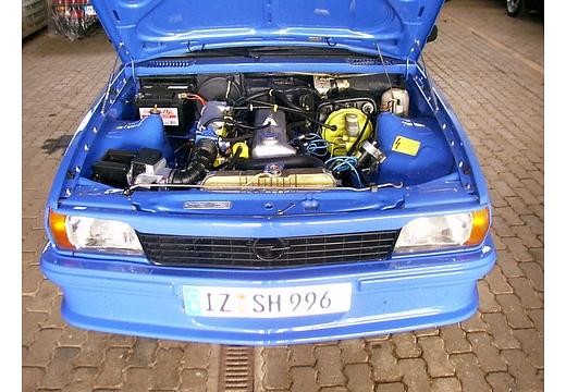Opel Ascona Limousine (1975–1981)
