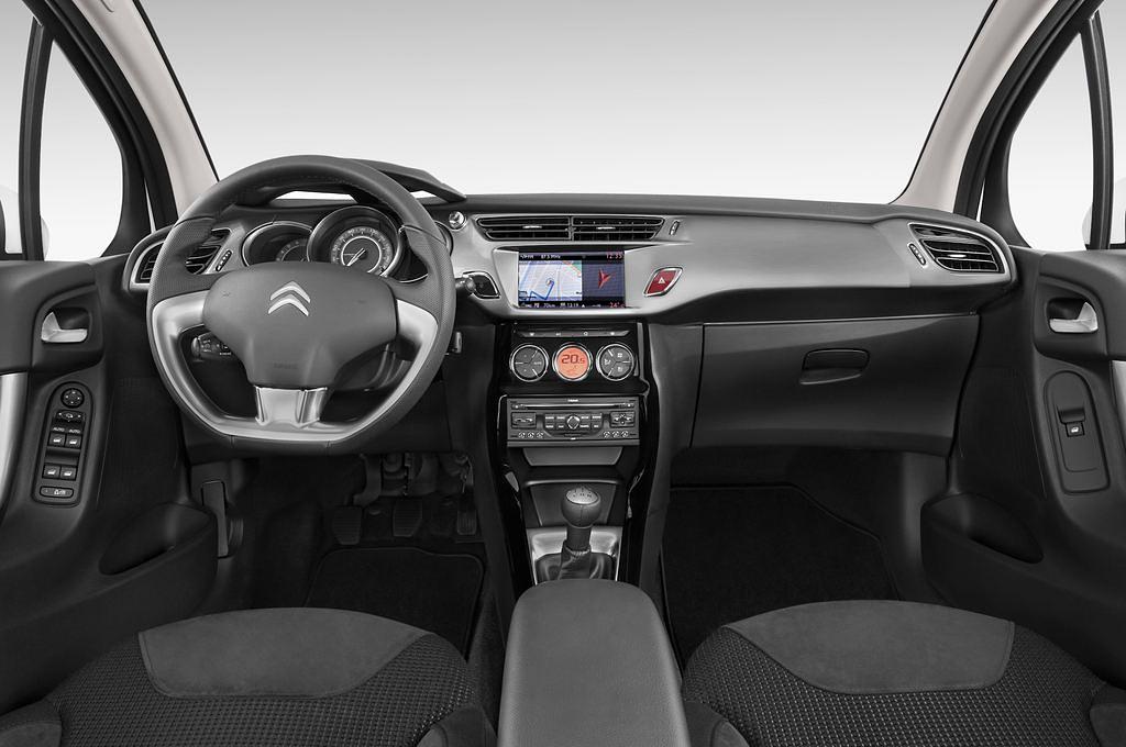 Citroen C3 (Baujahr 2010) Exclusive 5 Türen Cockpit und Innenraum