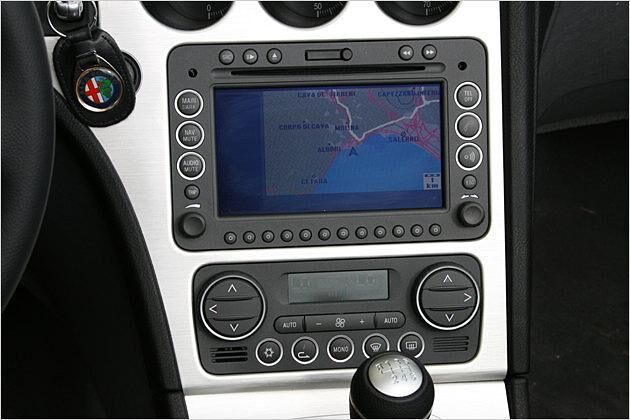 Die Bedienung des Navigationssystems von Alfa ist teilweise etwas kompliziert
