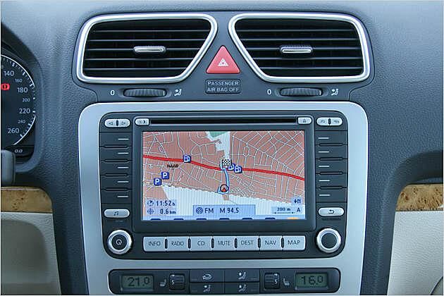Hier fehlt nichts: Gegen Aufpreis ist ein Navisystem mit großem Display zu haben