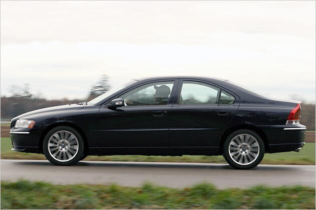 Der S60 ist eine klassisch geformte Limousine