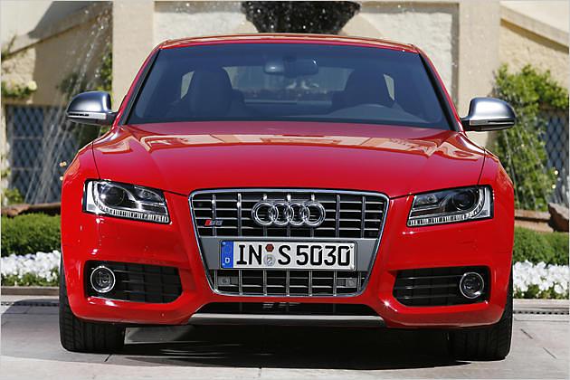 S5: Eine kleiner Schriftzug kennzeichnet die stärkste Coupé-Variante