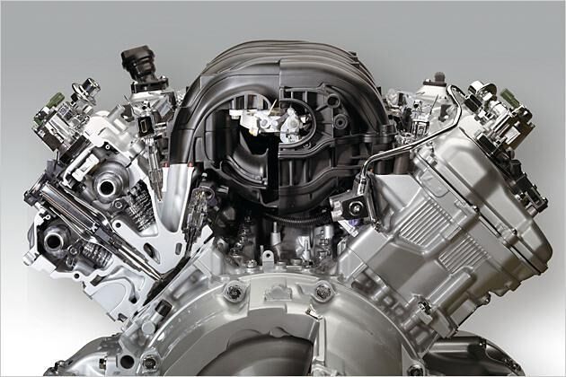 Der V8 gefällt durch seine ausgemachte Laufruhe