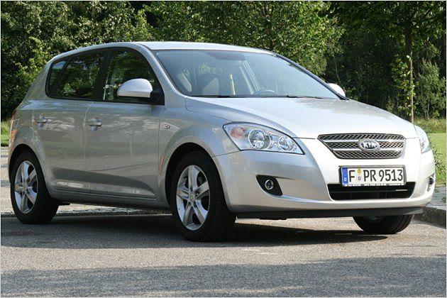Den Kia Cee`d gibt es derzeit auch nur als Fünftürer, doch das ändert sich demnächst