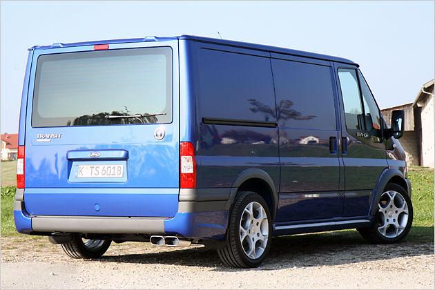 Ein Kastenwagen mit Sport-Optik ist ein eher ungewöhnliches Bild