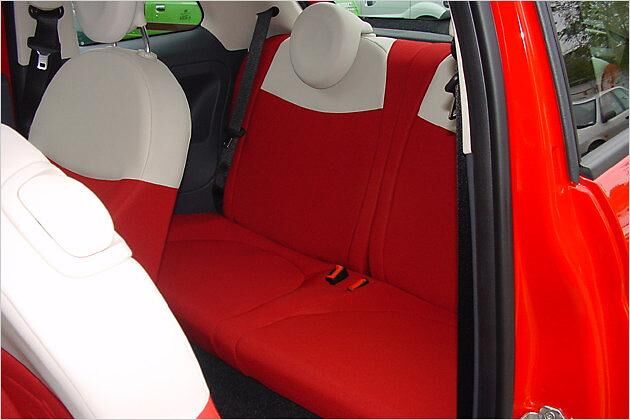 Im Fond hat der 500 nur Platz für Zwei  wie die meisten Kleinstwagen
