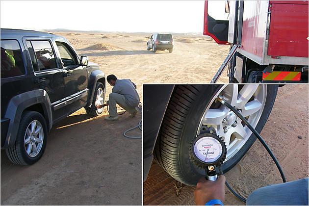 Zum Fahren im Sand wurde der Reifendruck fast um die Hälfte reduziert