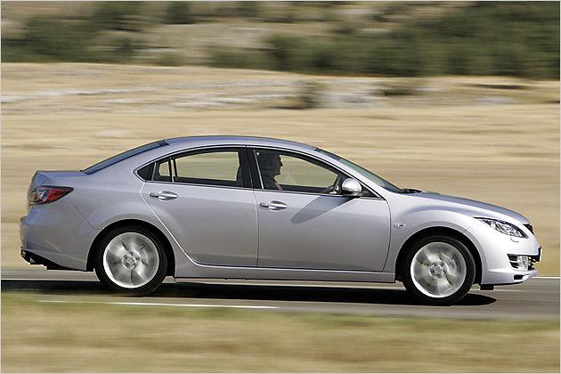 Bis zu 220 km/h schnell: Der Mazda 6 mit 2,5-Liter-Benziner
