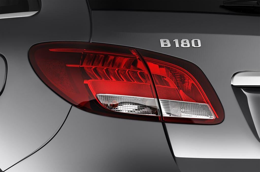 Mercedes B-Class (Baujahr 2017) Style 5 Türen Rücklicht